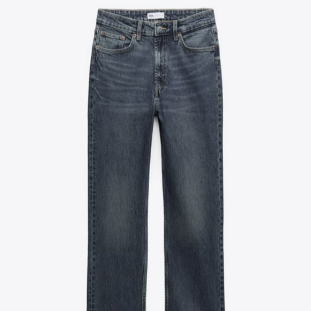 ZARA TRF STOVE PIPE JEANS WITH A HIGH WAIST